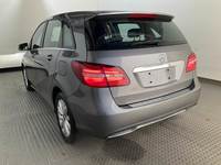 Widok z tyłu po stronie lewej