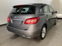 Widok z tyłu po stronie prawej