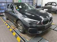 Skats no labās puses priekšā