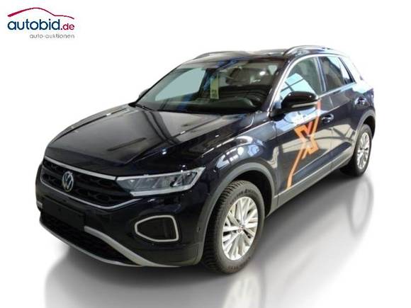 Skats no kreisās puses priekšā