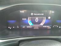 Вид на приборную панель