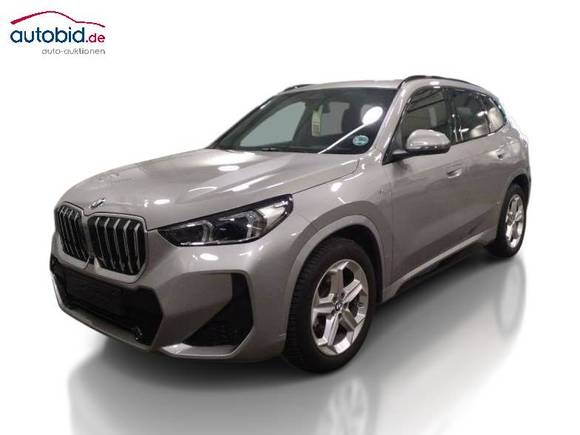 Вид спереди слева