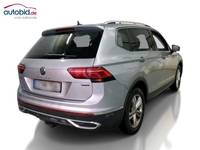 Aanzicht achter rechts