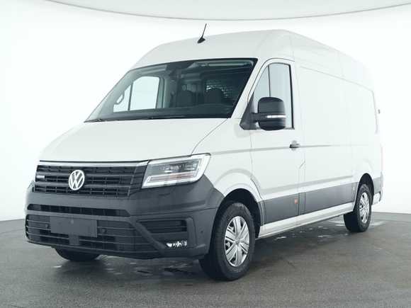 Skats no kreisās puses priekšā