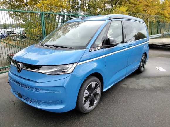 Skats no kreisās puses priekšā