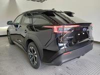 Vue de l’arrière gauche