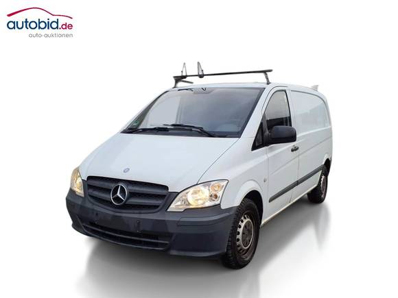 Pogled od napred levo