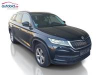 Skats no labās puses priekšā