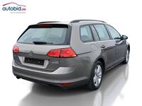 Pogled od pozadi desno