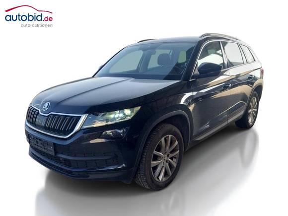 Вид спереди слева