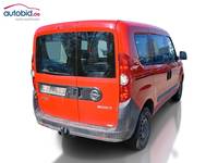 Pogled od pozadi desno