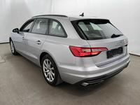 Vaade tagant vasakult