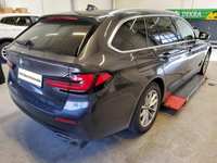 Pogled od pozadi desno