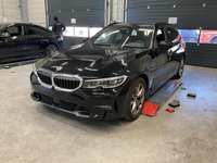 Skats no kreisās puses priekšā