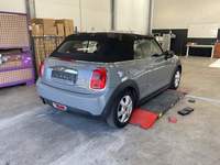 Pogled od pozadi desno