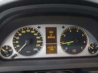 Pogled na kombinirani instrument