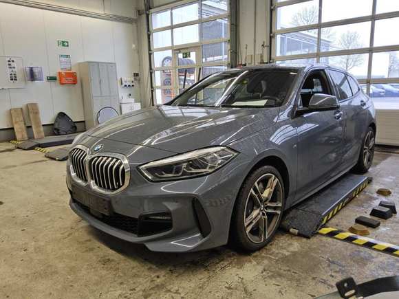 Вид спереди слева