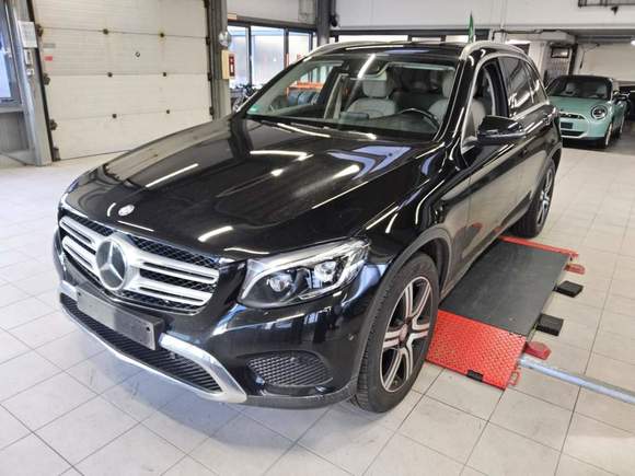 Вид спереди слева