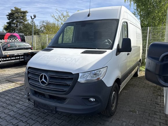 Aanzicht voor links