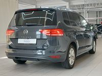 Widok z tyłu po stronie prawej