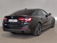 Widok z tyłu po stronie prawej