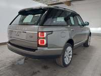 Skats no labās puses aizmugurē