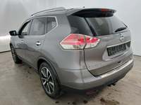 Vue de l’arrière gauche