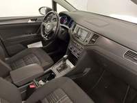 Вид на салон