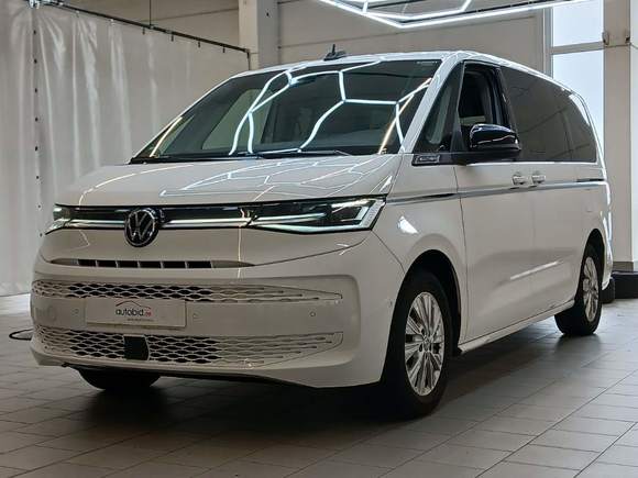 Pogled sprijeda lijevo