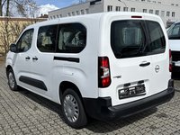 Pogled straga lijevo