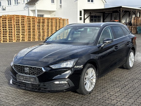 Náhled zpředu zleva