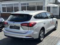 Aanzicht achter rechts