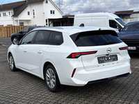 Вид сзади слева