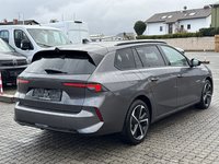 Aanzicht achter rechts