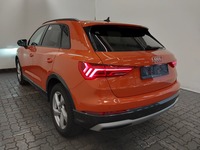 Vue de l’arrière gauche