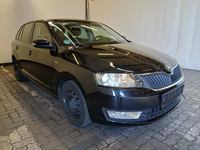 Náhled zpředu zprava