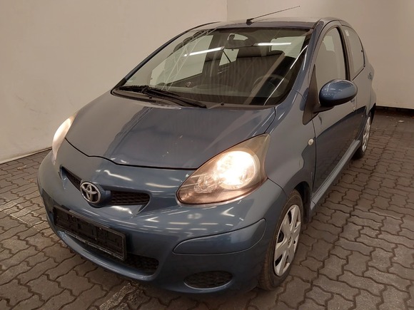 Náhľad spredu zľava