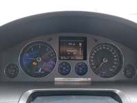 Pogled na kombinovani instrument