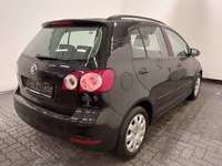 Vue de l’arrière droit