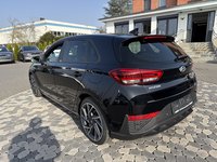 Aanzicht achter links