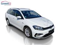 Skats no labās puses priekšā