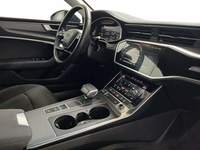 Вид на салон