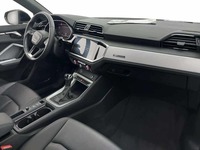 Вид на салон