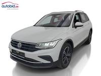 Вид спереди слева