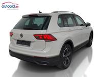 Вид сзади справа