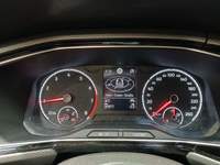 Вид на приборную панель