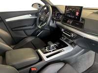 Вид на салон