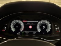 Вид на приборную панель