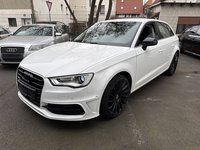 Skats no kreisās puses priekšā