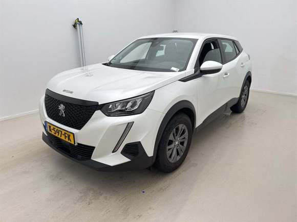 Вид спереди слева